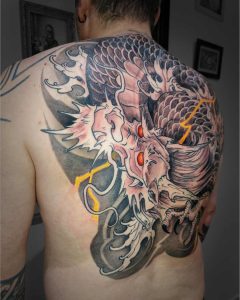 Spintattoo tatouage Lyon Vienne japonais dragon dos cover v2